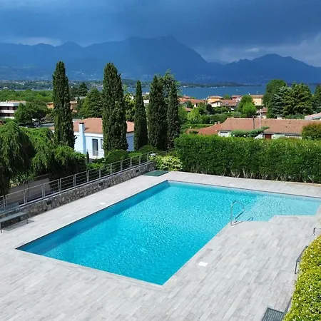 Daire Gloria By Bookinggardalake Manerba del Garda